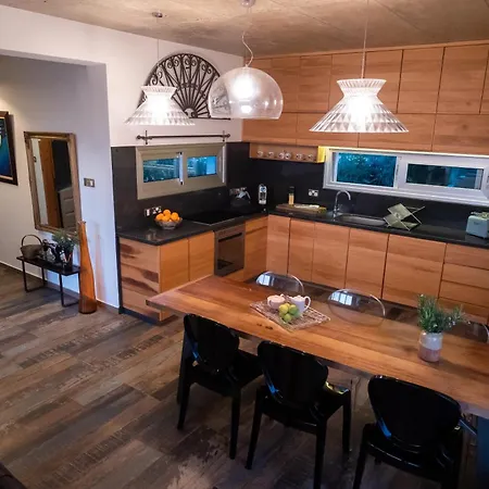 Ayia Marina Villa *